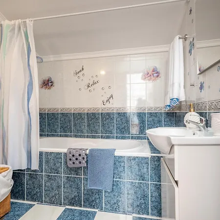 Casinha Da Marlene Santa Cruz (Madeira)